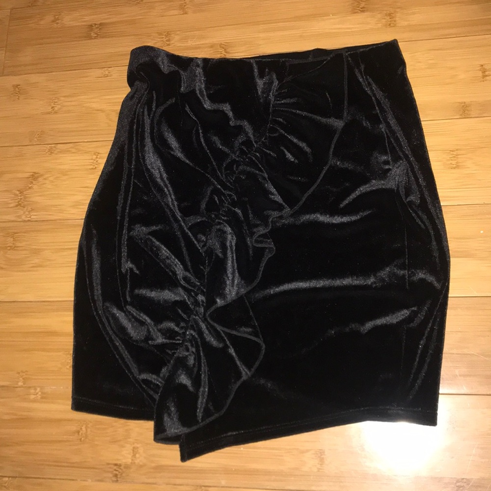 Cute velvet skirt